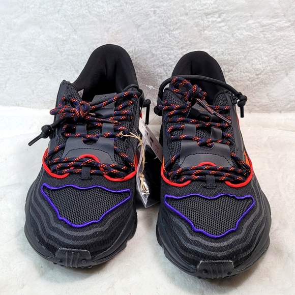 Adidas Ozweego Zip ‘Chinese New Year’, Men’s Size 9 NWT, Q47187 Stash Pockets - Picture 2 of 12